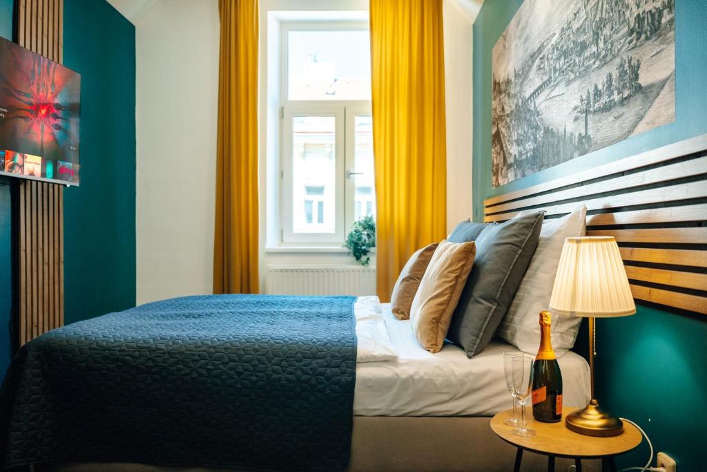 Smichov MixHause Residence by Wagnerstays - Resim 6