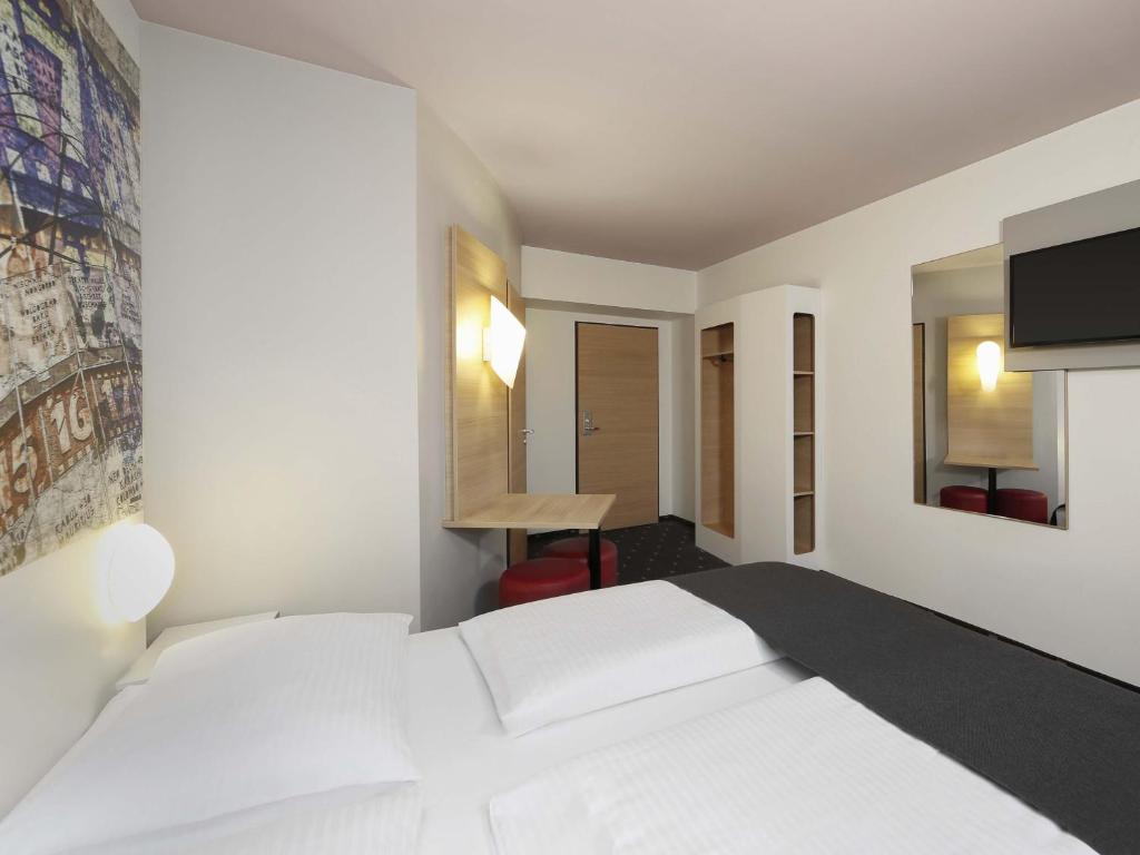 B&B HOTEL Berlin-Alexanderplatz - Resim 5