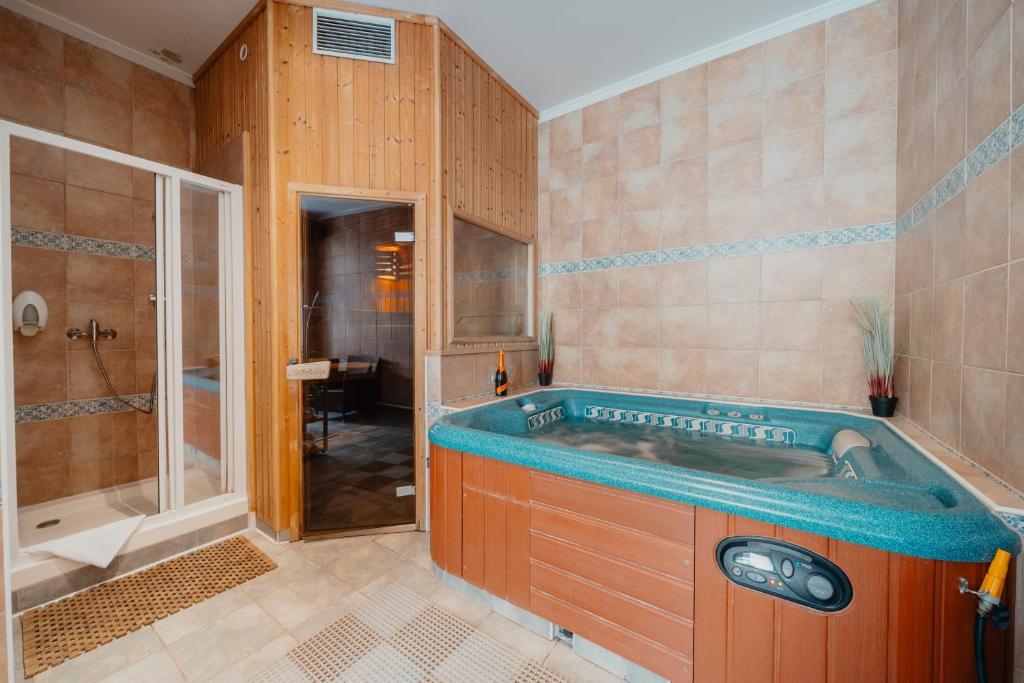 Smichov MixHause Residence by Wagnerstays - Resim 21