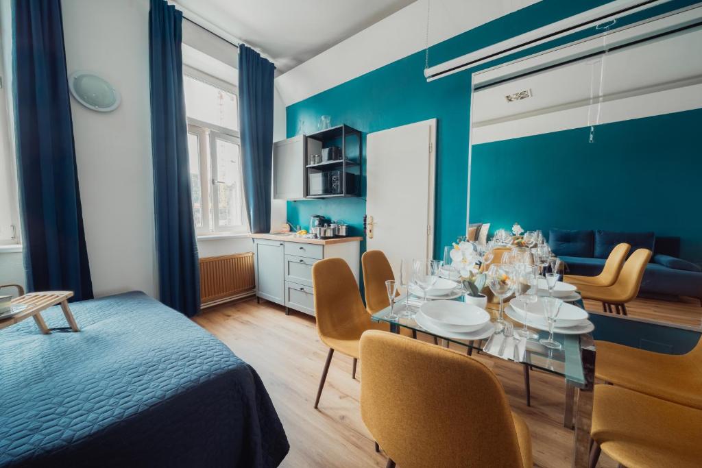 Smichov MixHause Residence by Wagnerstays - Resim 7