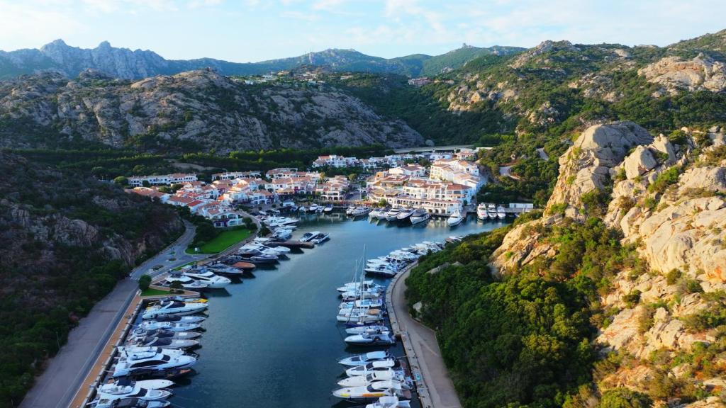 W Sardinia - Poltu Quatu