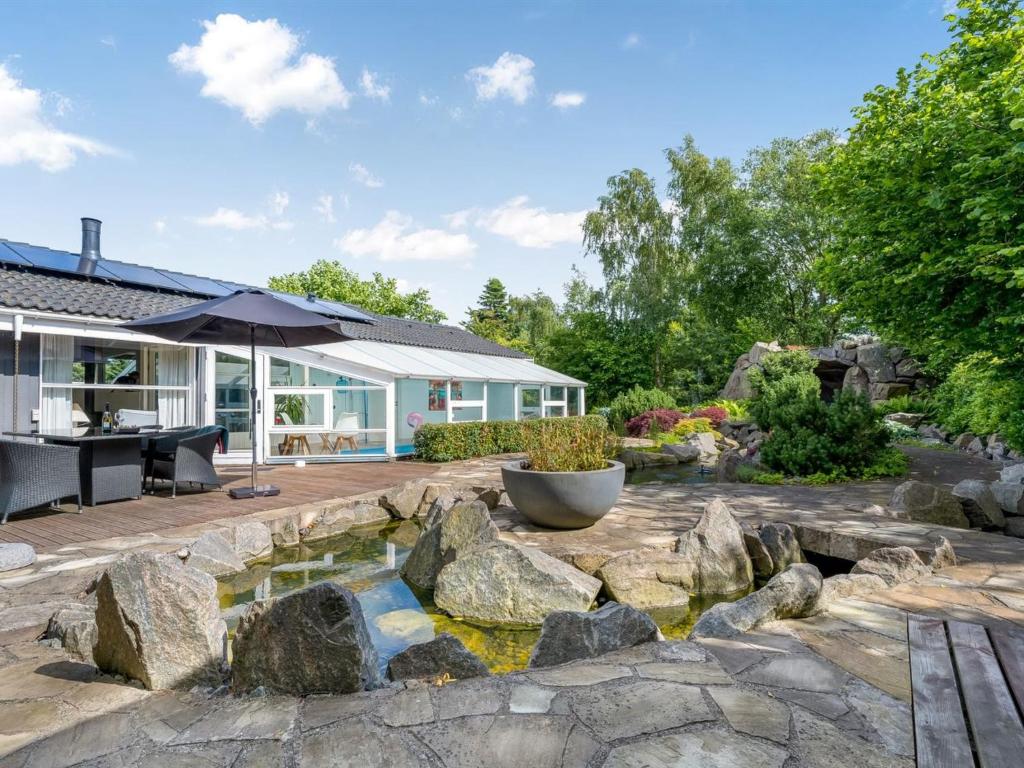 Budova, kde se prázdninový dům nachází