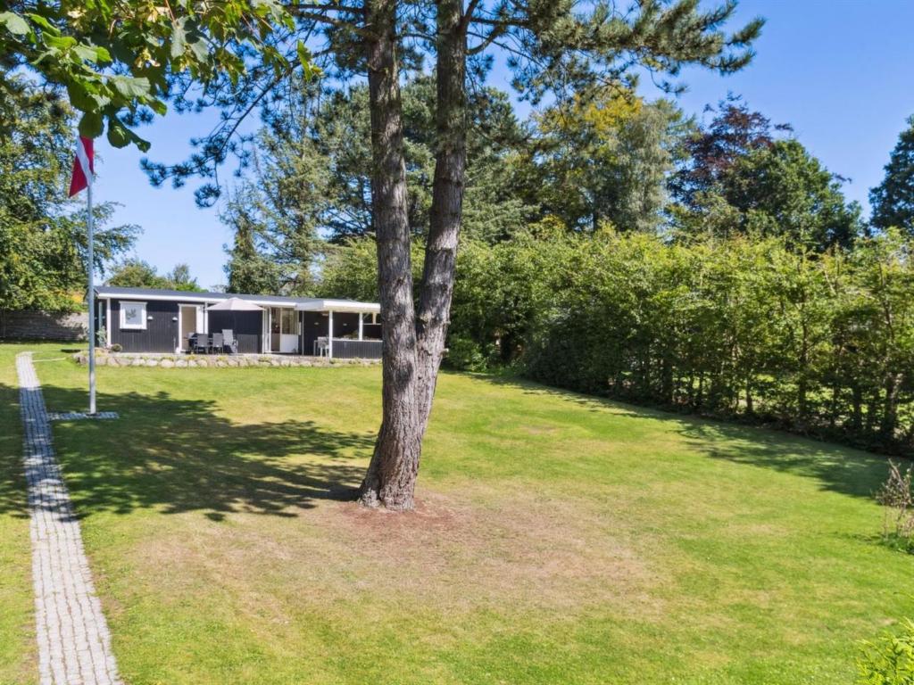 Zahrada ubytování Holiday Home Guthfrith - 1-4km from the sea by Interhome
