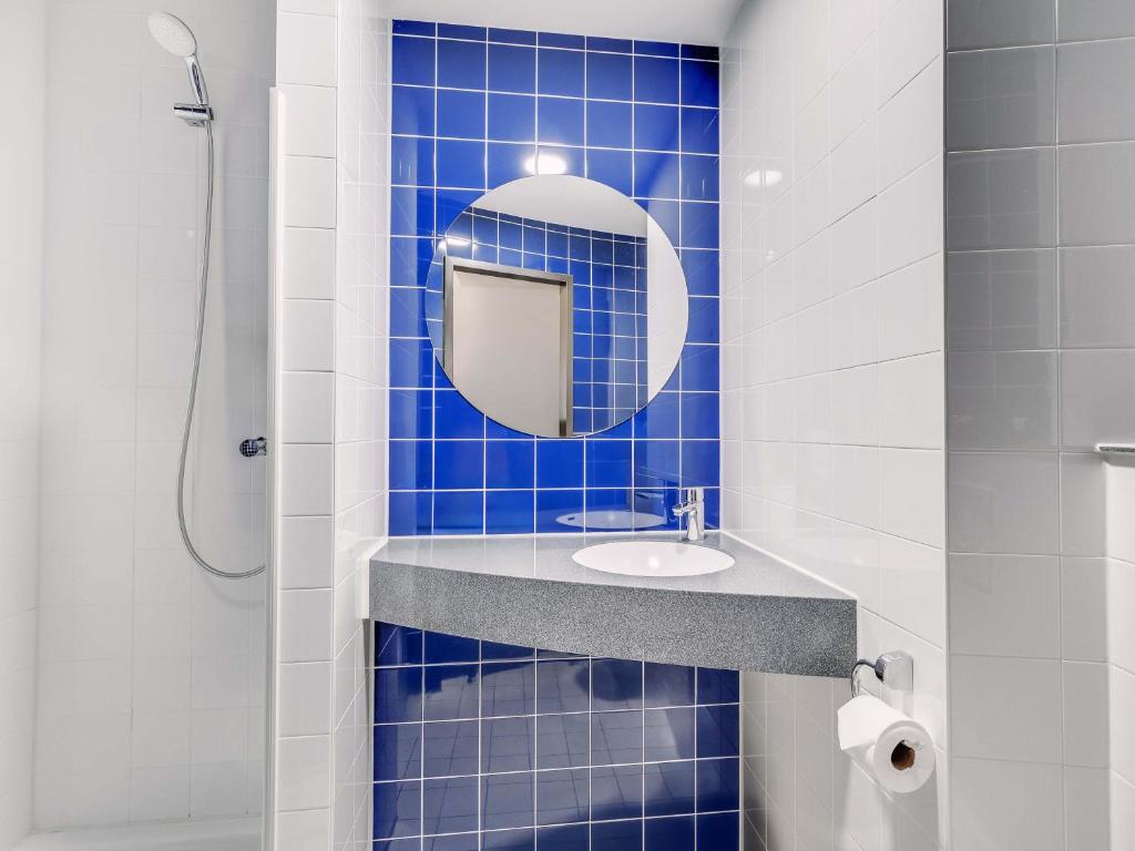 B&B Hotel Bremen-Überseestadt - Resim 27