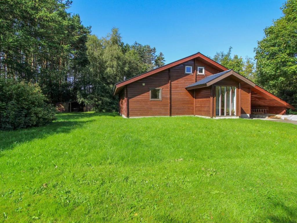 Το κτήριο όπου στεγάζεται  η παραθεριστική κατοικία