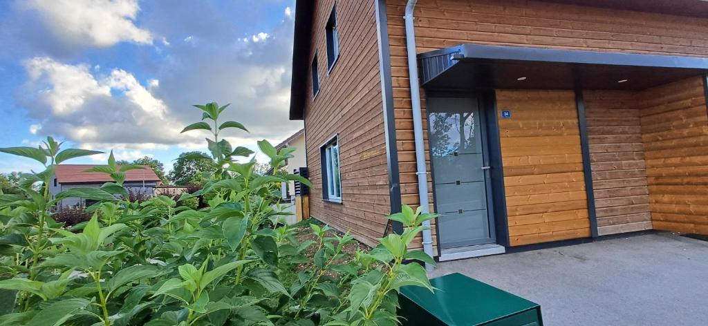 a building with a door on the side of it at Appartement cosy 
