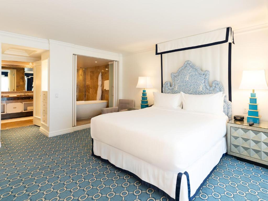 Eau Palm Beach Resort & Spa - 