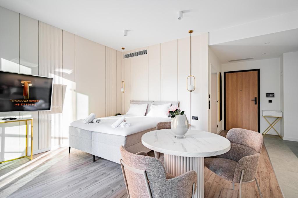 Towarowa Towers Warsaw - 17