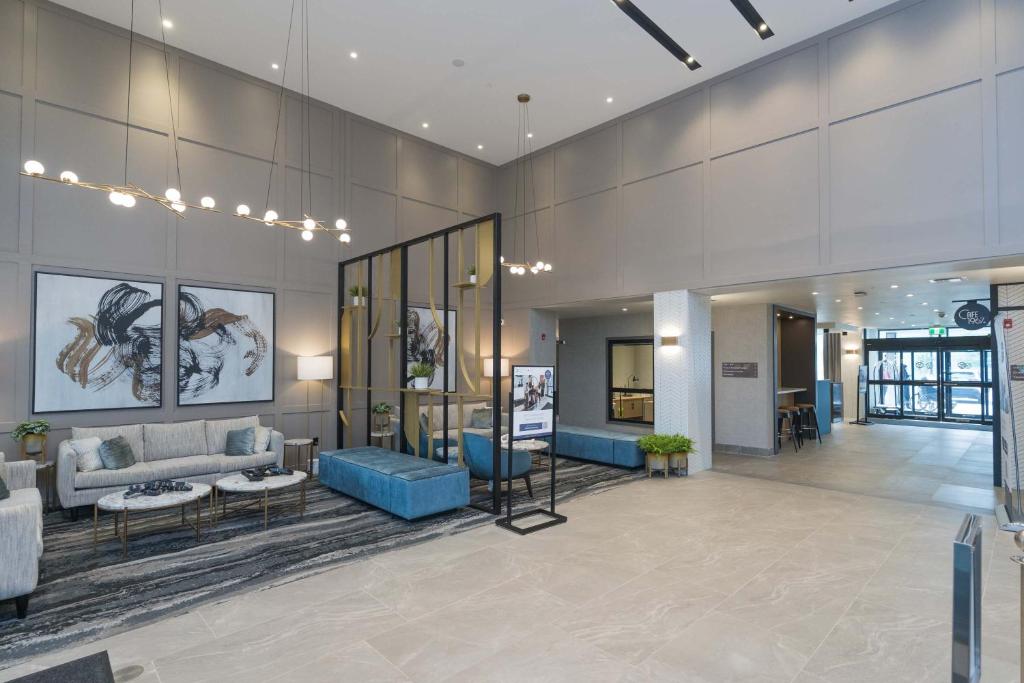 Sandman Signature Winnipeg Airport Hotel & Suites - Resim 5