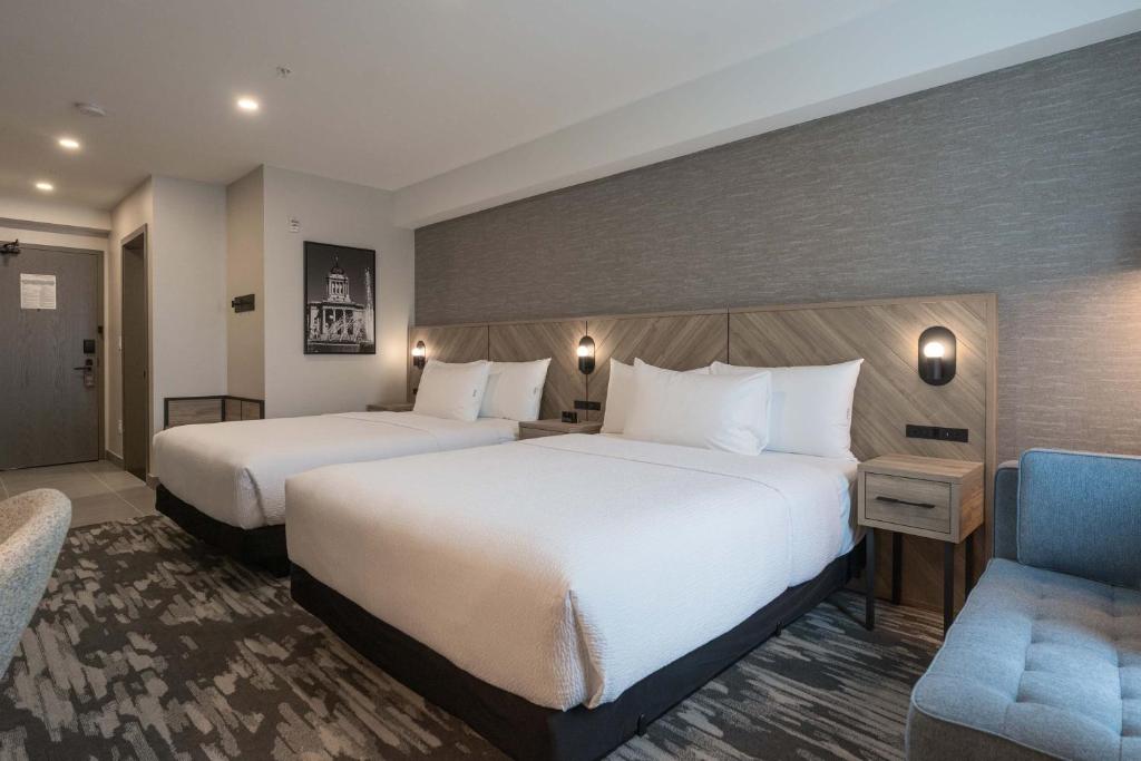 Sandman Signature Winnipeg Airport Hotel & Suites - Resim 18
