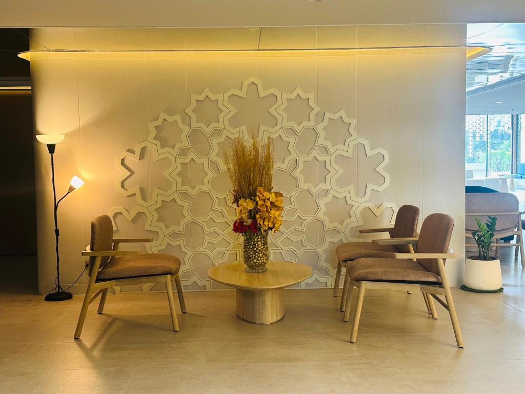 The Yama Hotel Phuket - Resim 6