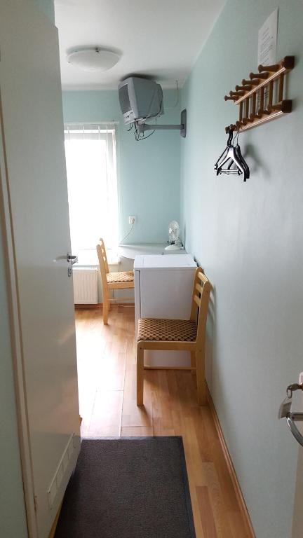 Kuchyň nebo kuchyňský kout v ubytování Konse Motel and Caravan Camping