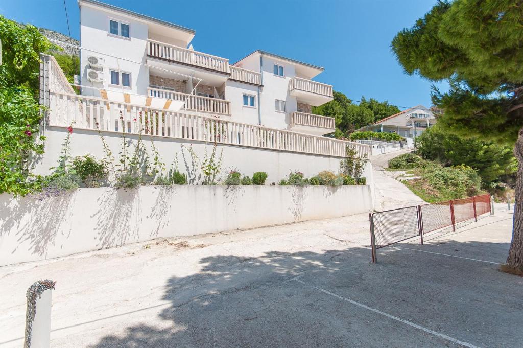 Budova, kde se apartmán nachází