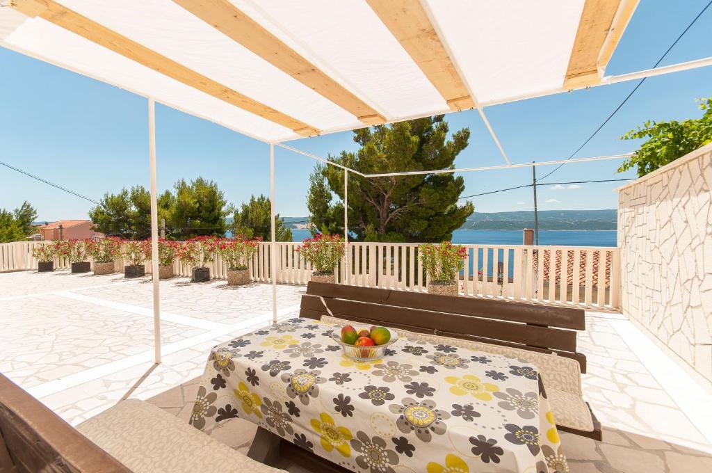 Balkón nebo terasa v ubytování Apartmani Vesna