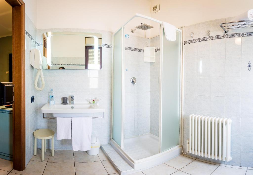 Piccolo Hotel Nogara - Chambre Double Ou Lits Jumeaux