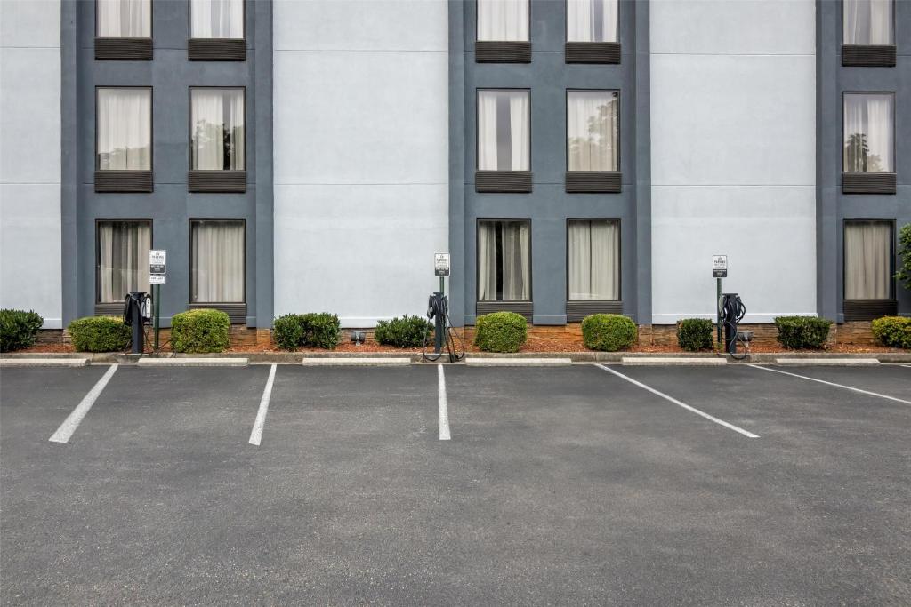 Spark by Hilton Roanoke Civic Center photo