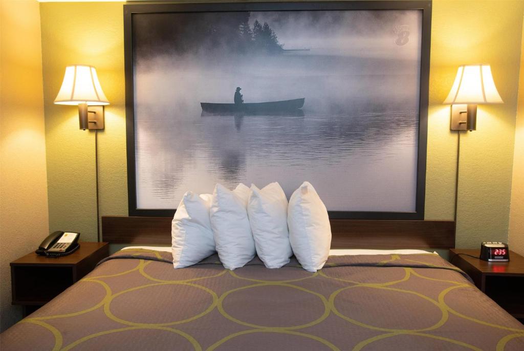 Super 8 by Wyndham Mississauga - Resim 16