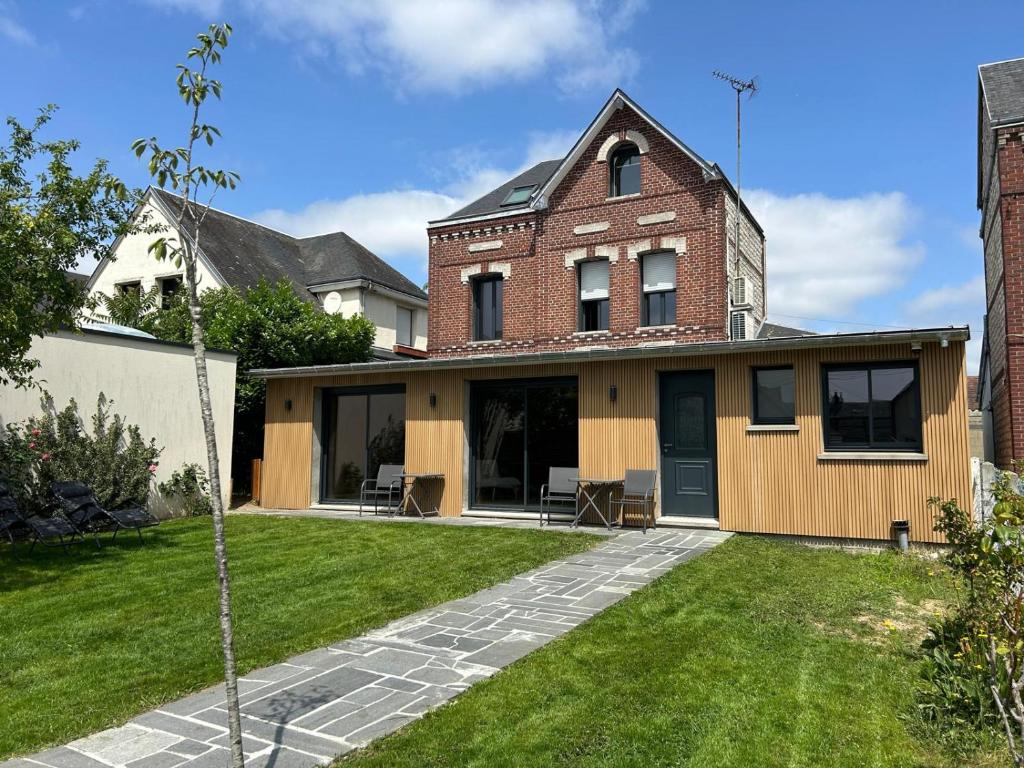 Budova, kde se prázdninový dům nachází