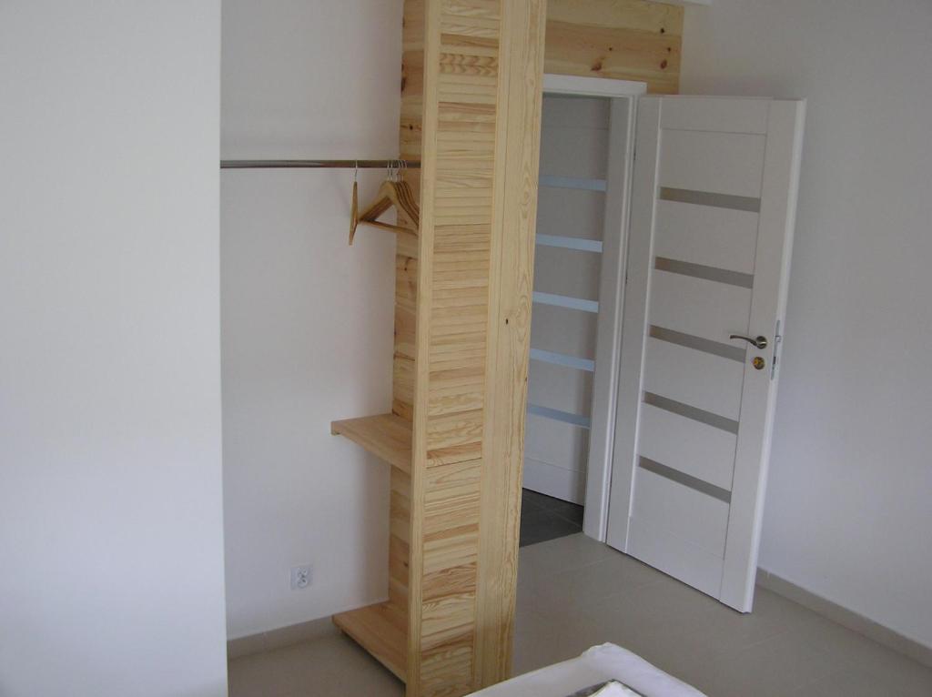 Dom Piotra - Habitación Triple Estándar