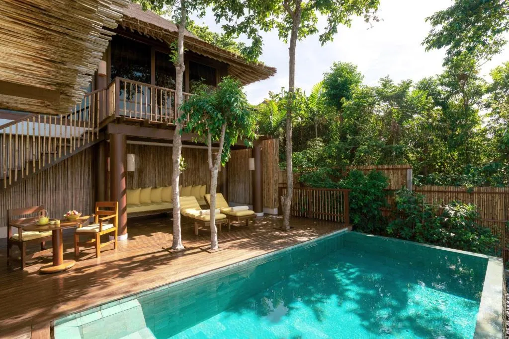 Ocean Front Pool Villa Suite