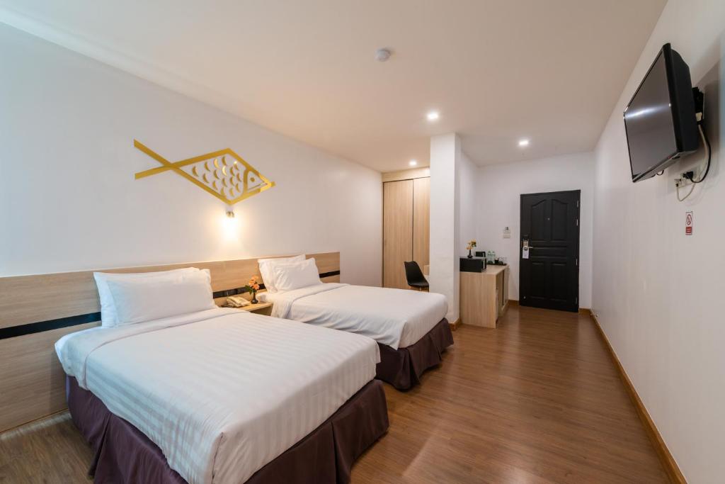 
Twin Room with Pool View
