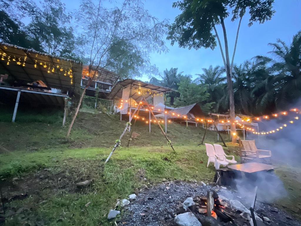 Amornkeeree Khao Sok Camping - 11