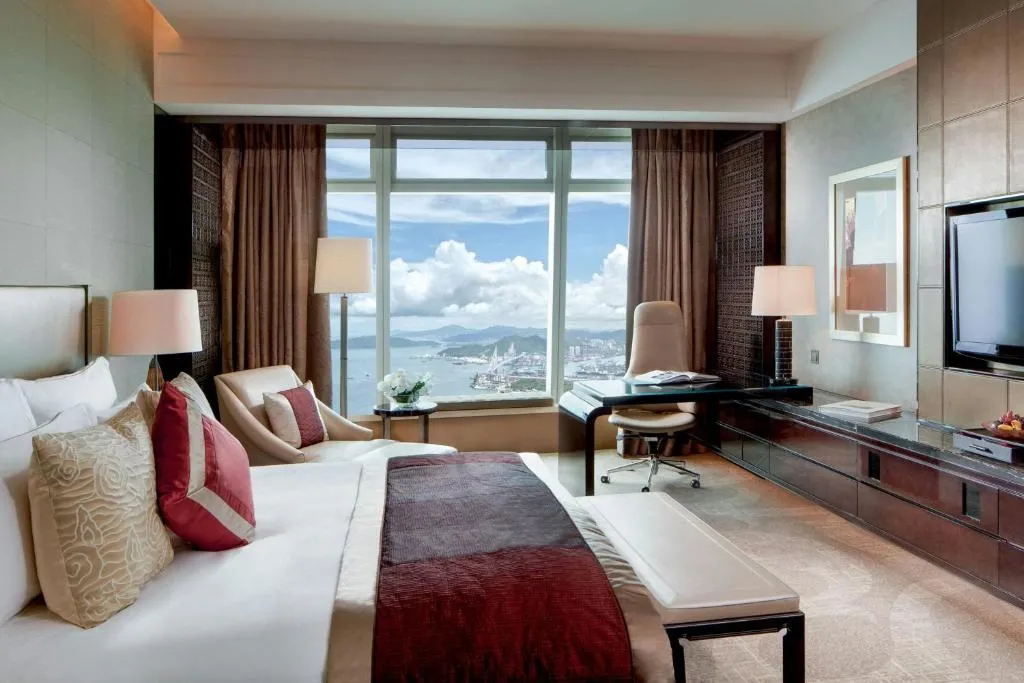 Deluxe Seaview King Room