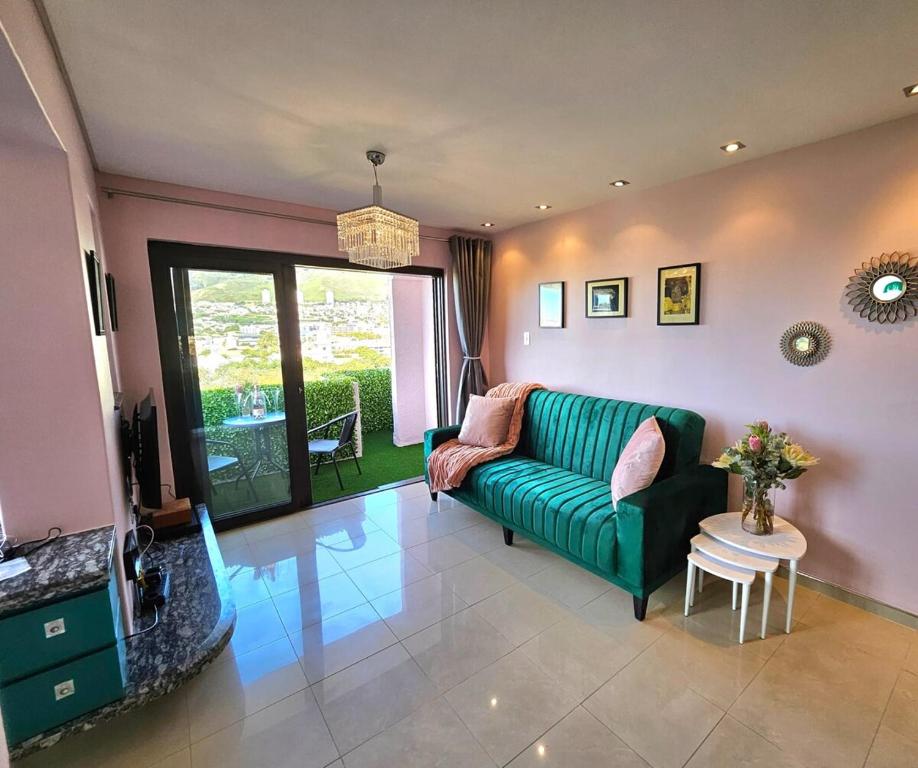 Image showcasing LM13 Stay - Penthouse Apartments, South Bank, London Eye Views, London ...