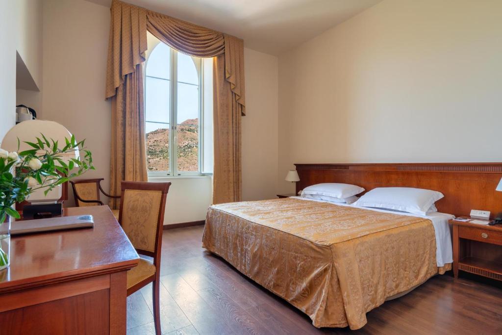 Excelsior Palace Hotel - 14