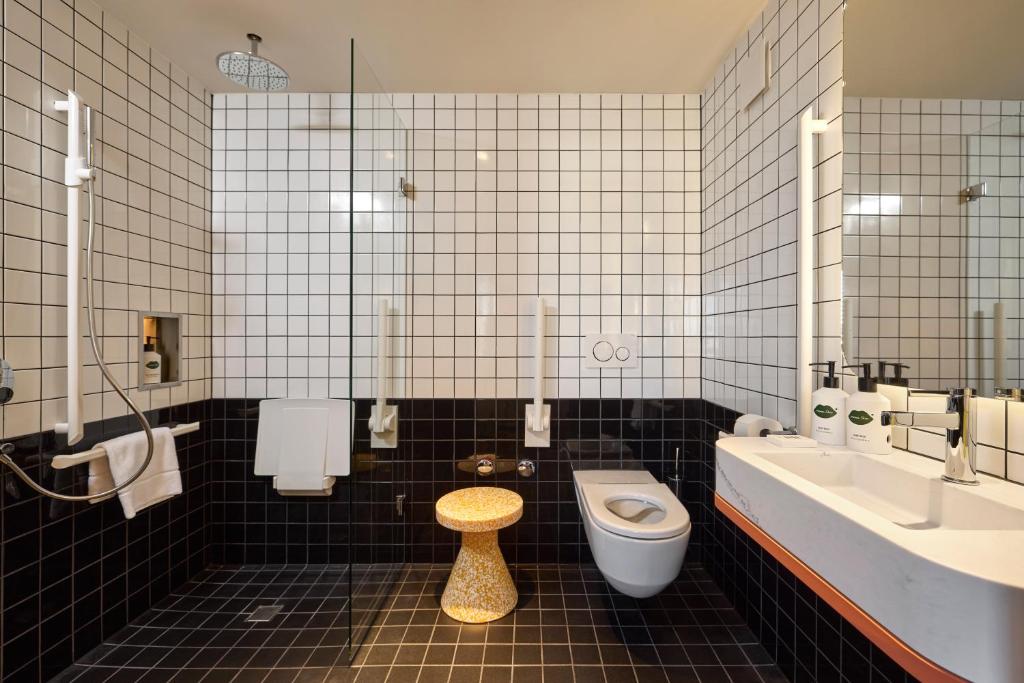 Mama Shelter Zurich - Resim 17