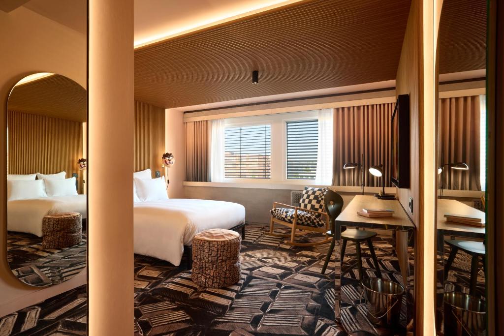 
Large Mama Double Room - Accessible 
