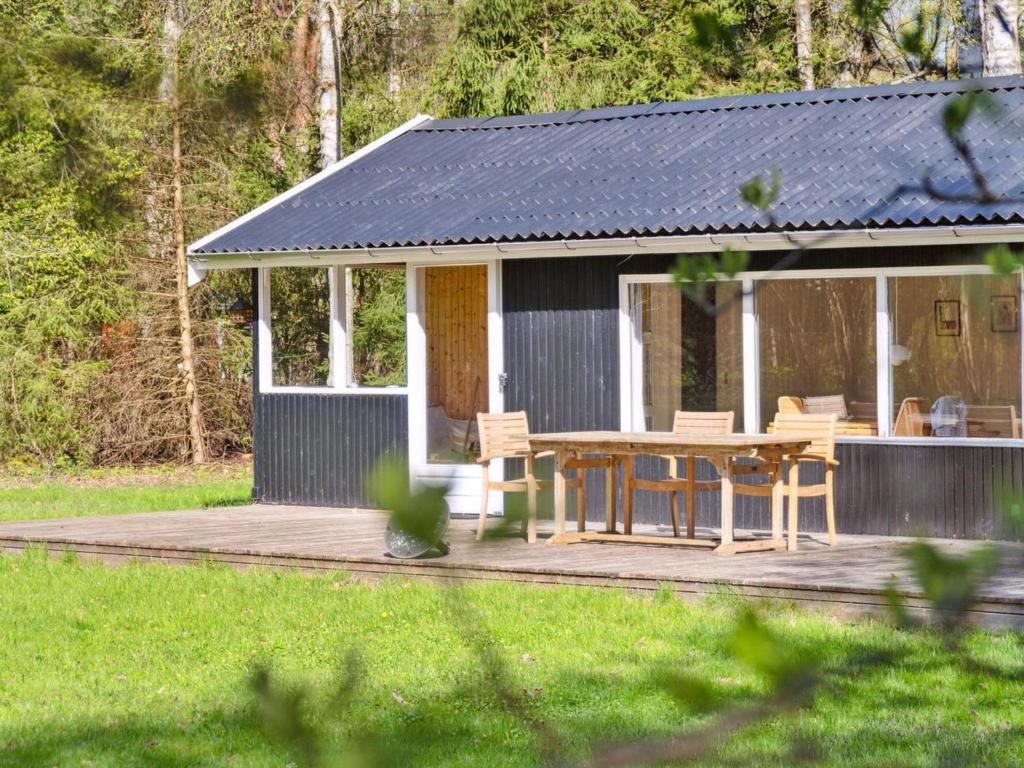 Κήπος έξω από το Holiday Home Karl - 4km from the sea by Interhome