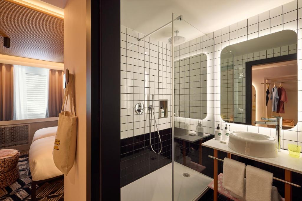 Mama Shelter Zurich - Resim 20