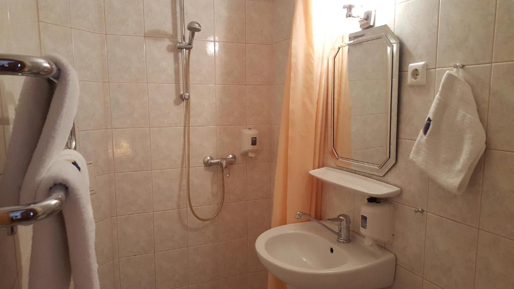 Koupelna v ubytování Villa Johanna Guesthouse