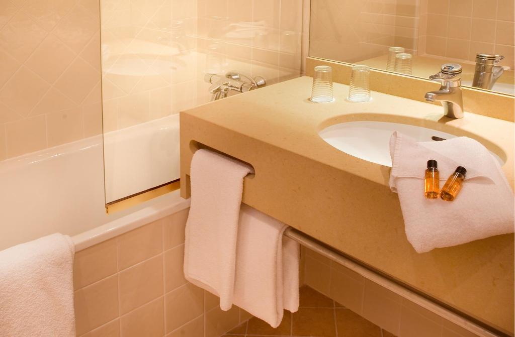 Relais Du Louvre - Resim 44