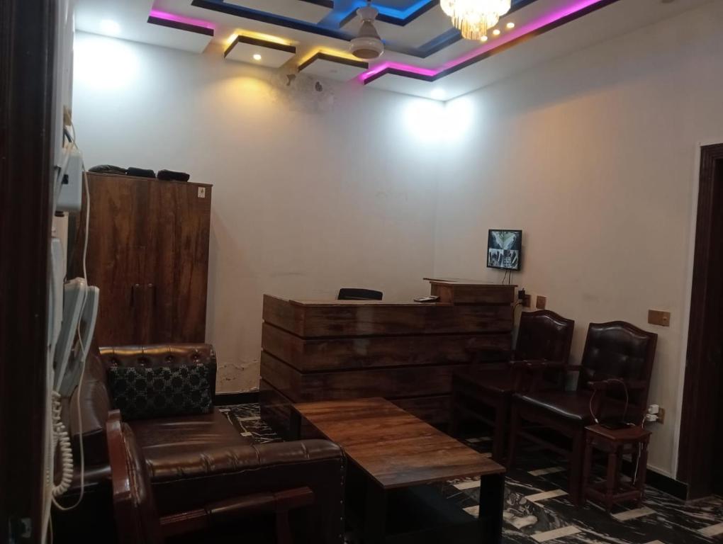 Fasil-Town Rooms Near Isb Air port
