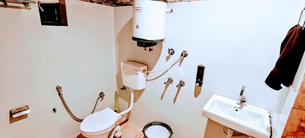 Koupelna v ubytování Colors Camp