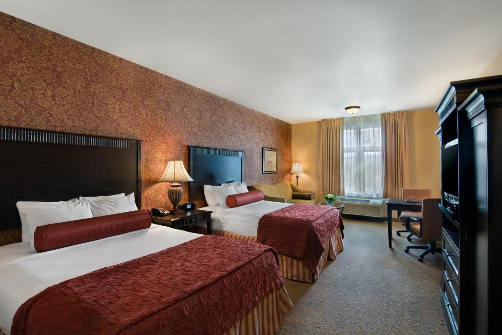 Oxford Suites Boise photo