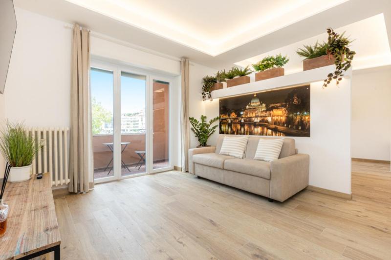 Luxury Rooms near St Peter