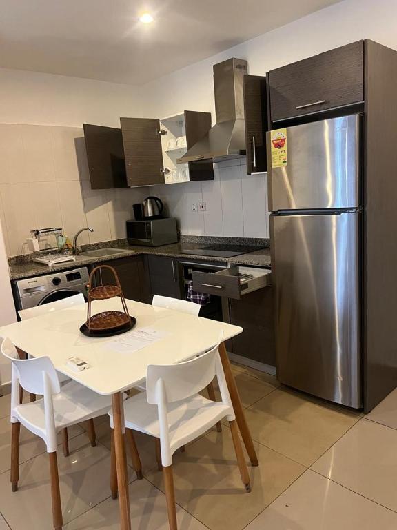 Kuchyň nebo kuchyňský kout v ubytování Gallery Apartment