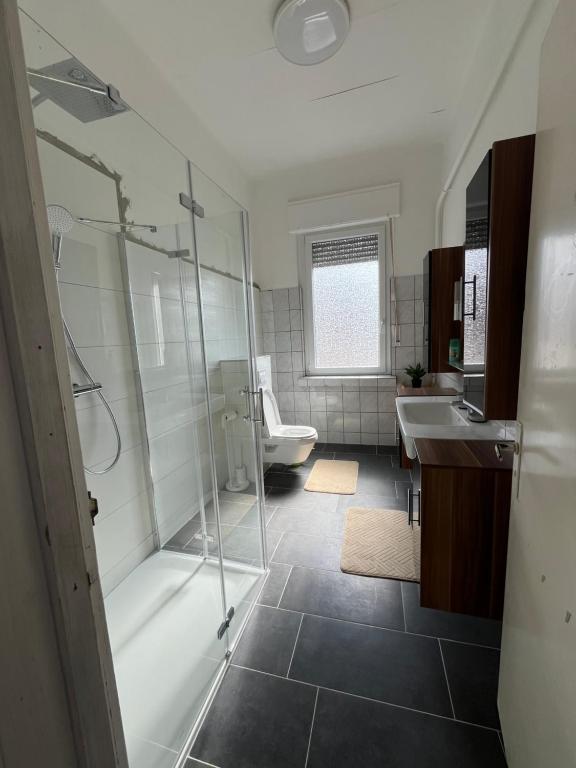 Bilik mandi di Apartment