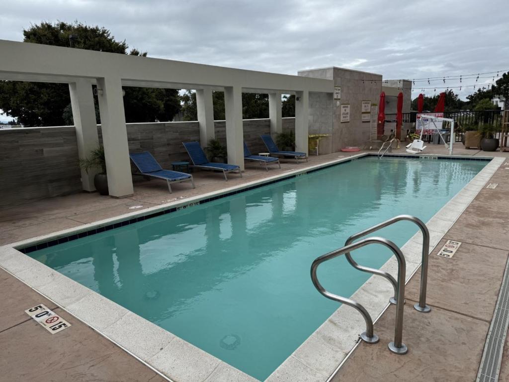 Home2 Suites By Hilton Hayward photo