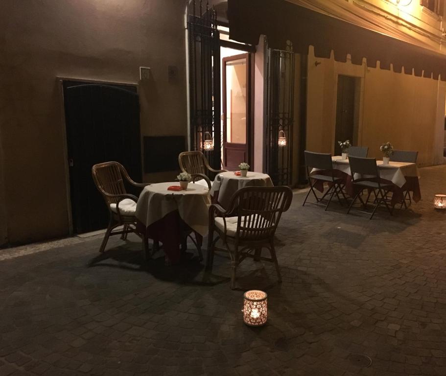 Posezení v ubytování Albergo Ristorante del Cacciatore