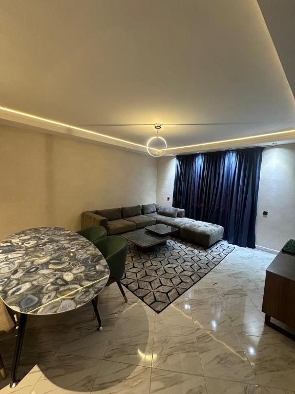 Photo inspiration: Fresh Look at Luxury Quiet Apartment Near To Stadium Airport Tánger Precios