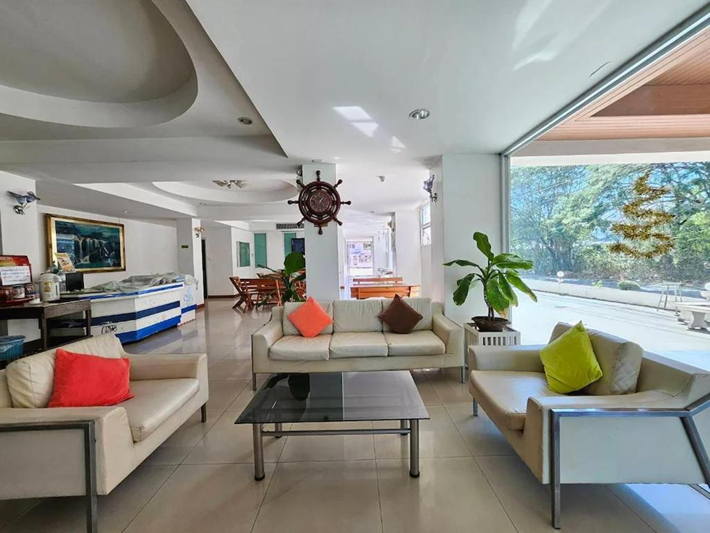 BT Grand Condotel - Resim 4