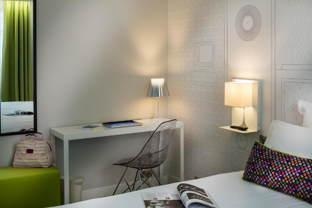 Hôtel Paris Vaugirard - Resim 22