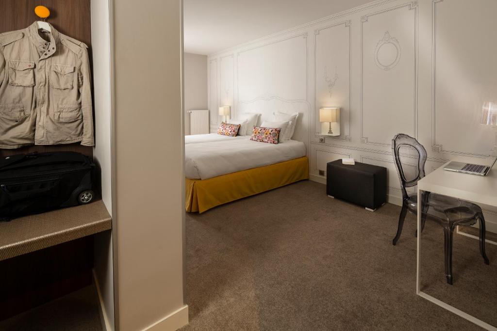 Hôtel Paris Vaugirard - Resim 27