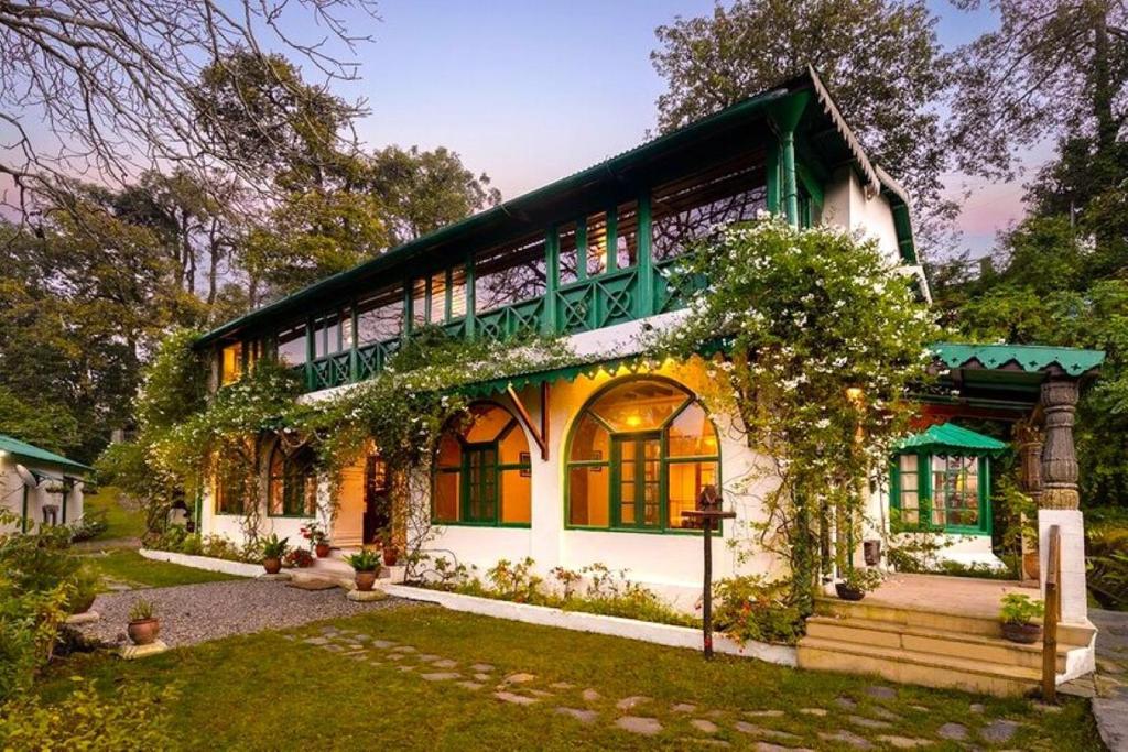 Zahrada ubytování Limerick Mussoorie Heritage Villa