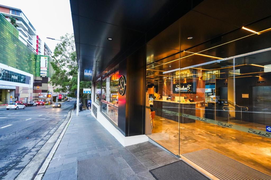 Studio 8 Residences - Adults Only - Resim 20