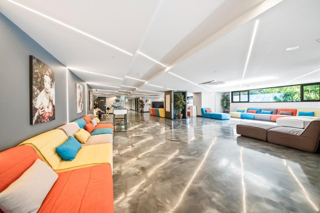 Studio 8 Residences - Adults Only - Resim 25